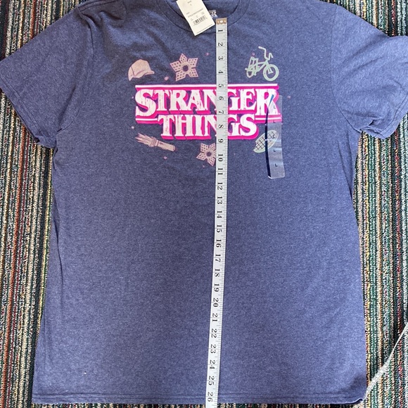Stranger Things t-shirt T size Large - Picture 3 of 5